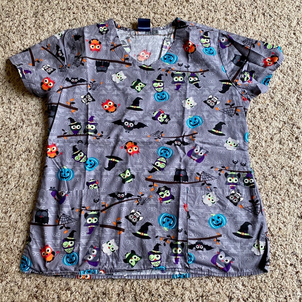 Zoe + Chloe Halloween Scrub Top